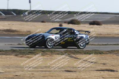 media/Nov-17-2024-CalClub SCCA (Sun) [[5252d9c58e]]/Around the Pits/